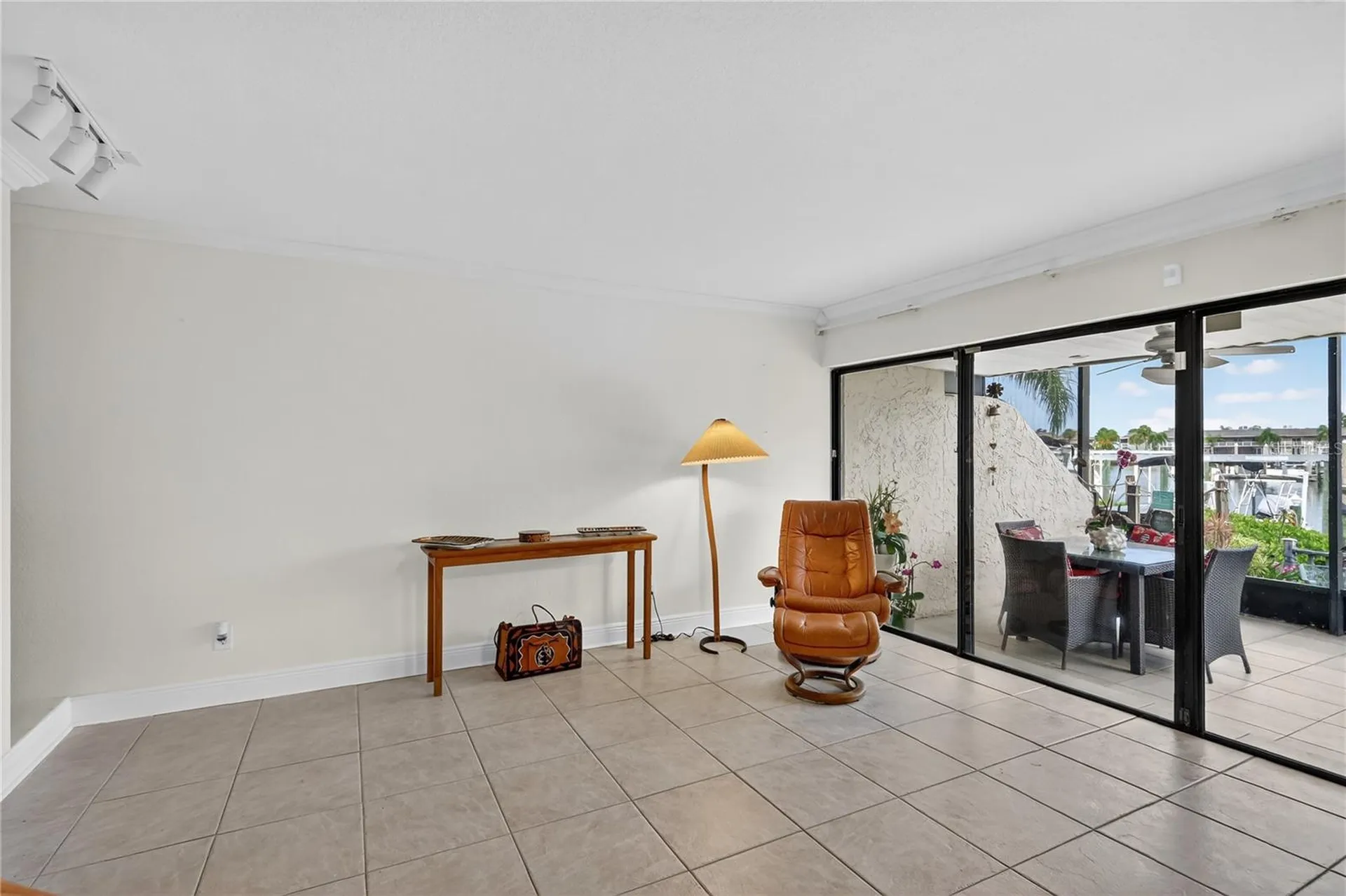 4201 Fogcutter Court Tampa FL 33615