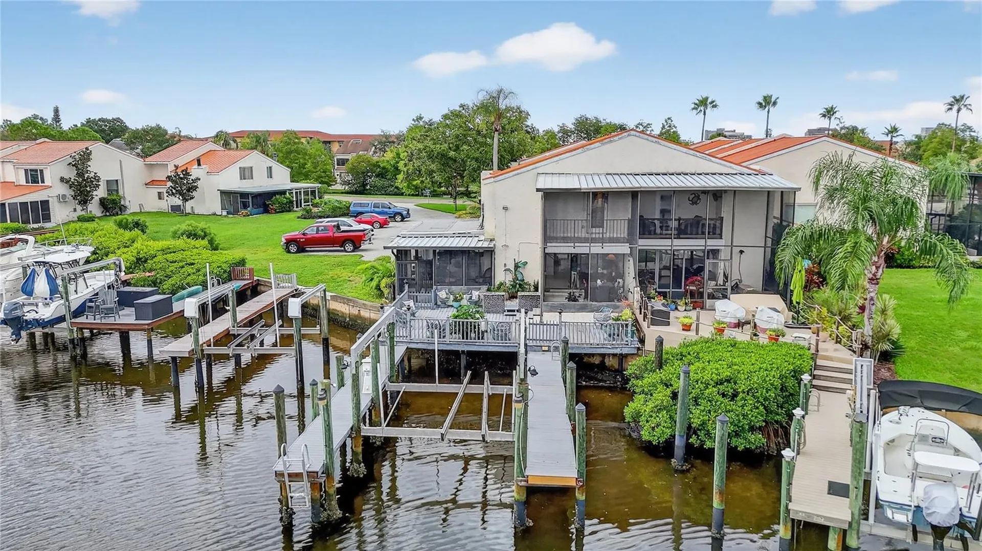 4201 Fogcutter Court Tampa FL 33615