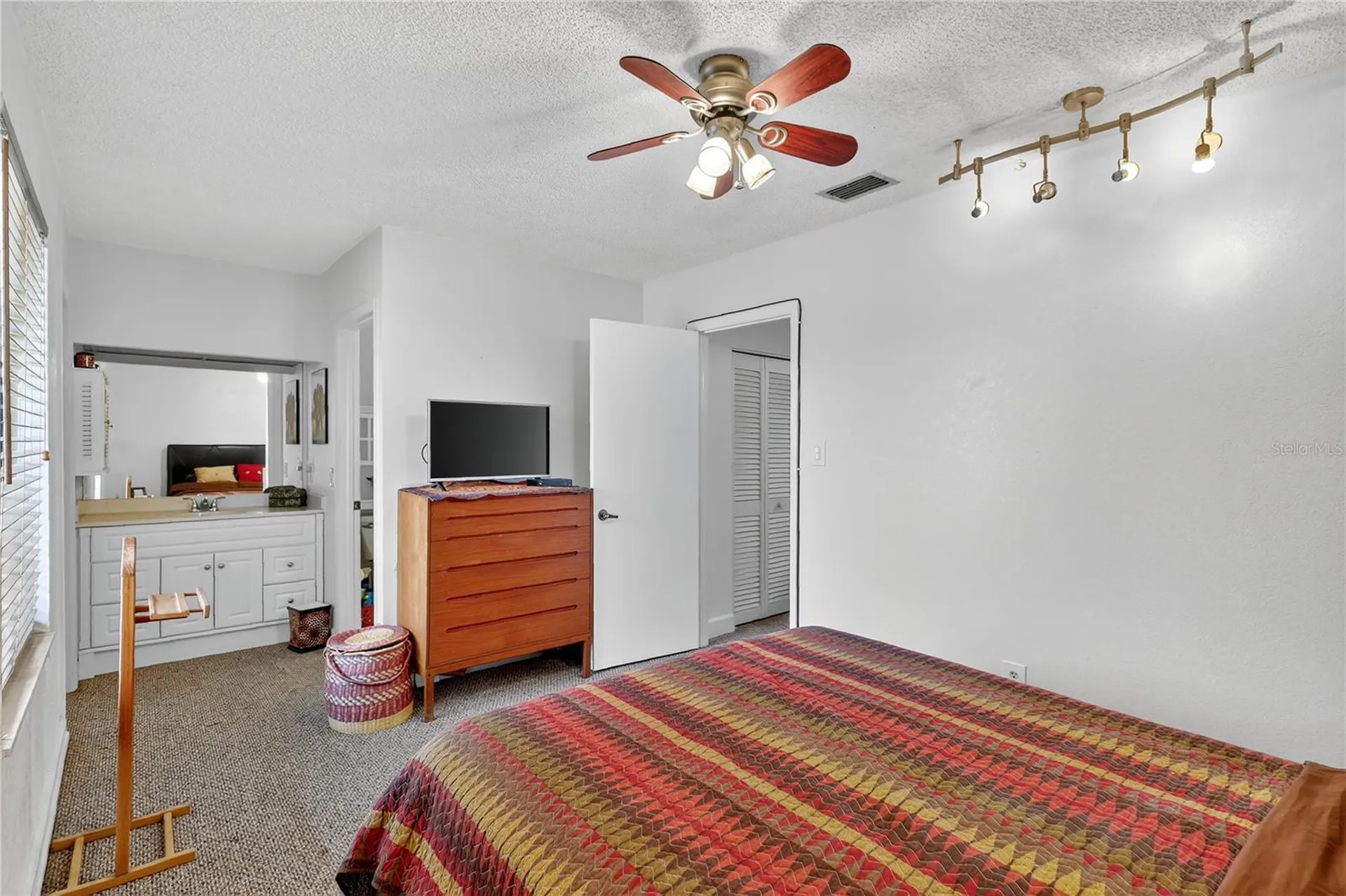 4201 Fogcutter Court Tampa FL 33615