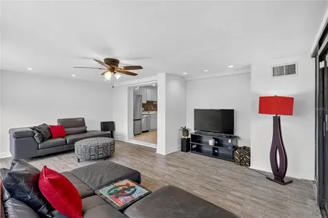 4201 Fogcutter Court Tampa FL 33615