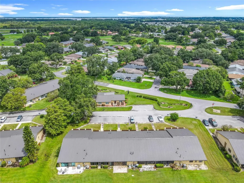 1012 Medinah Dr SE Winter Haven FL 33884