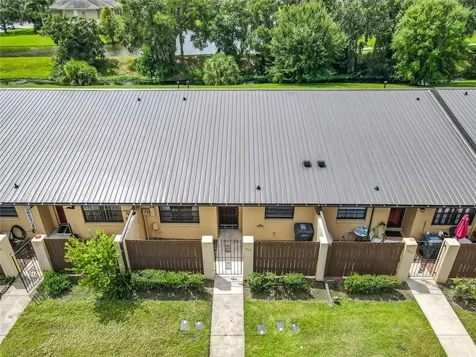 1012 Medinah Dr SE Winter Haven FL 33884