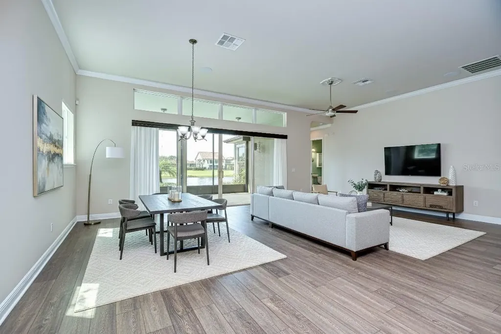 13937 Swallow Hill Drive Lithia FL 33547