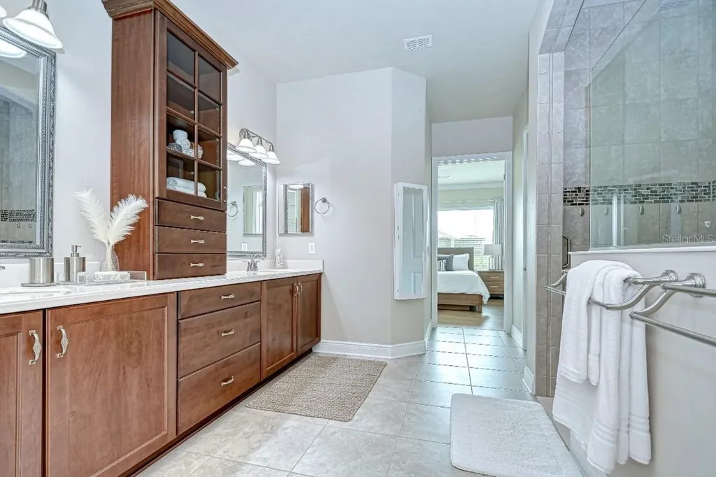 13937 Swallow Hill Drive Lithia FL 33547