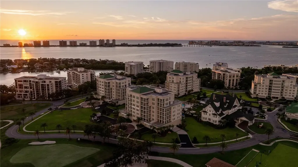 85 Belleview Boulevard Belleair FL 33756