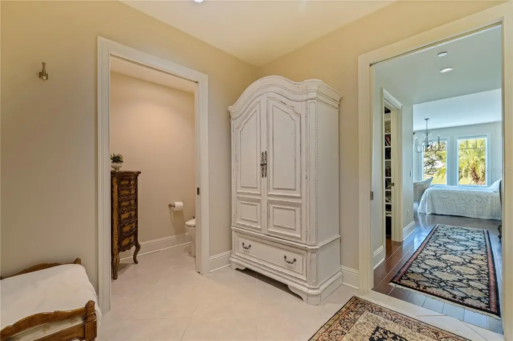 85 Belleview Boulevard Belleair FL 33756