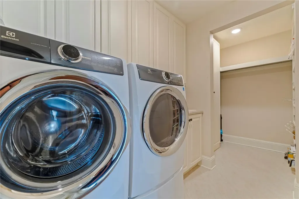 85 Belleview Boulevard Belleair FL 33756