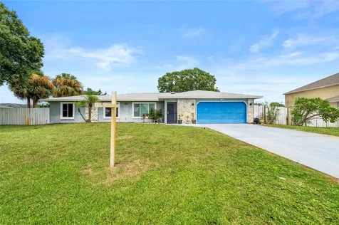 1041 SW General Patton Terrace Port St Lucie FL 34953