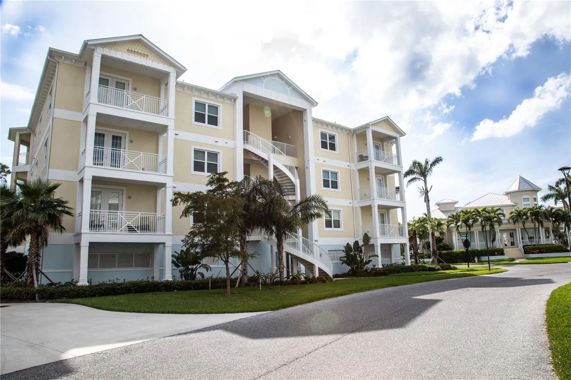7611 34th Ave W Bradenton FL 34209