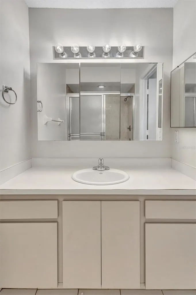 2607 Woodgate Lane Sarasota FL 34231