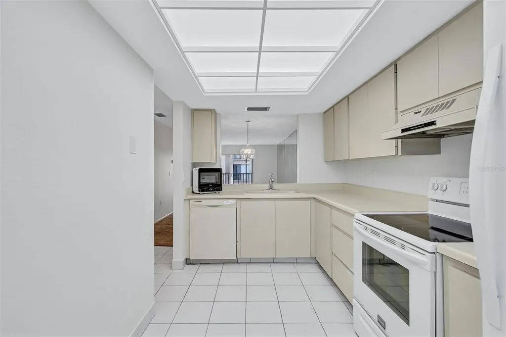 2607 Woodgate Lane Sarasota FL 34231