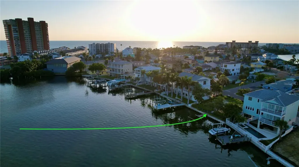 415 180th Avenue E Redington Shores FL 33708