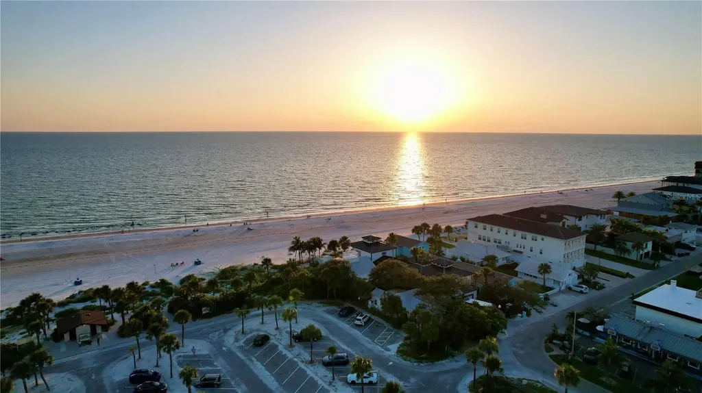 415 180th Avenue E Redington Shores FL 33708
