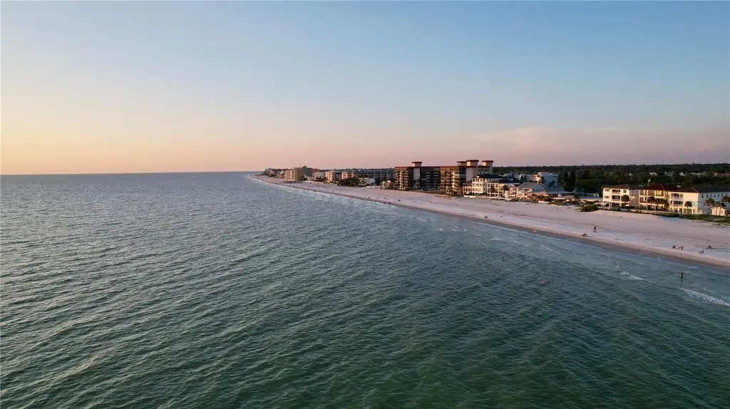 415 180th Avenue E Redington Shores FL 33708