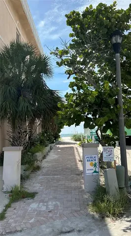 415 180th Avenue E Redington Shores FL 33708
