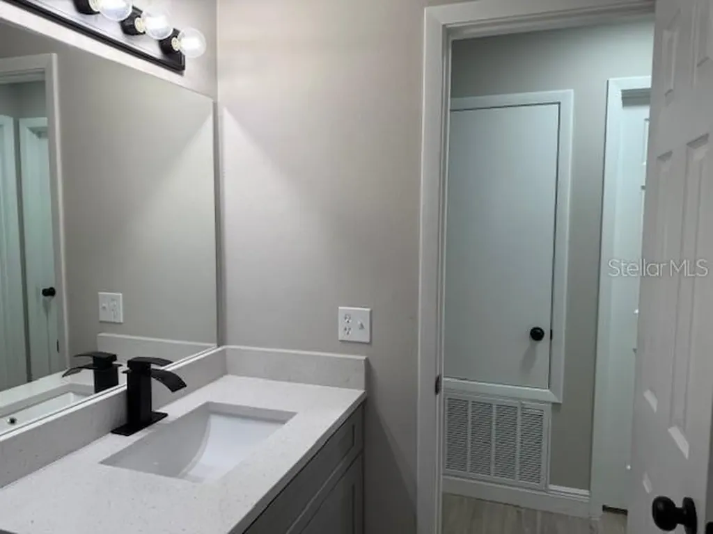 2539 Christine Drive Kissimmee FL 34744