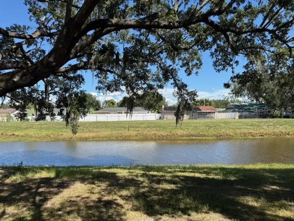 2539 Christine Drive Kissimmee FL 34744