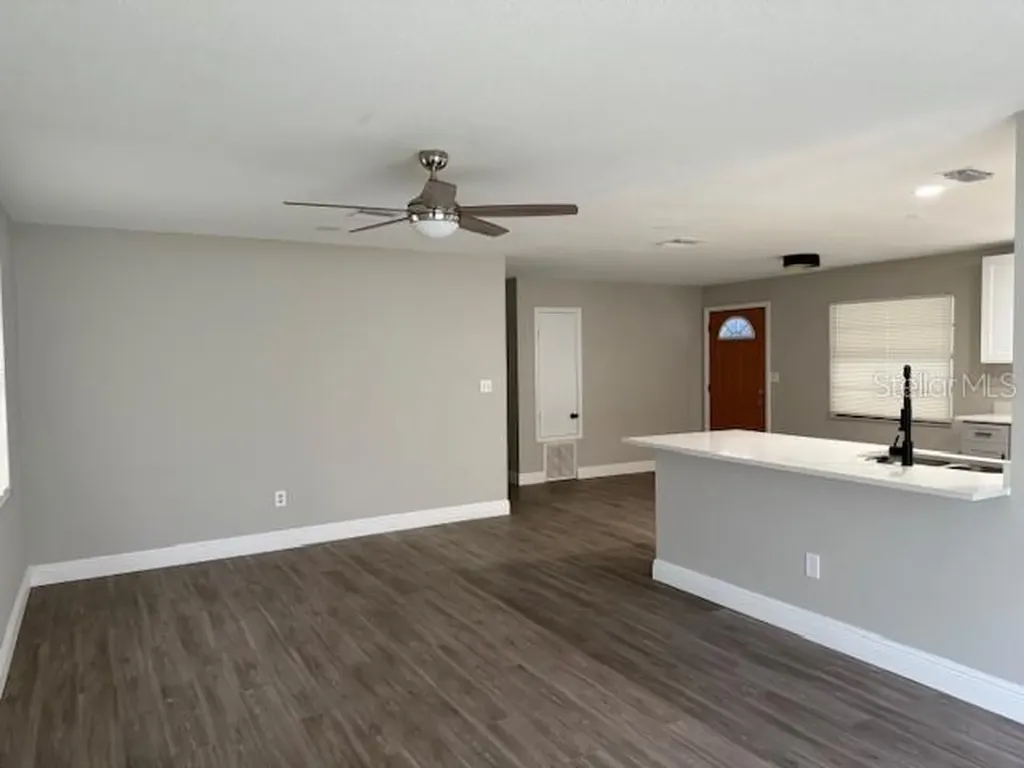 2071 Liston Court Orlando FL 32811