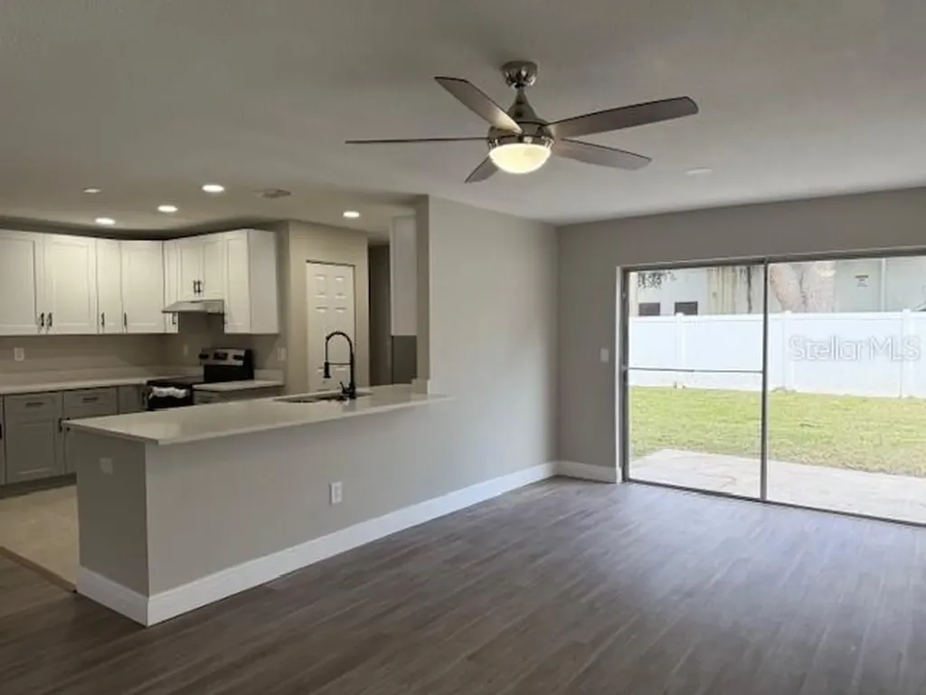 2071 Liston Court Orlando FL 32811