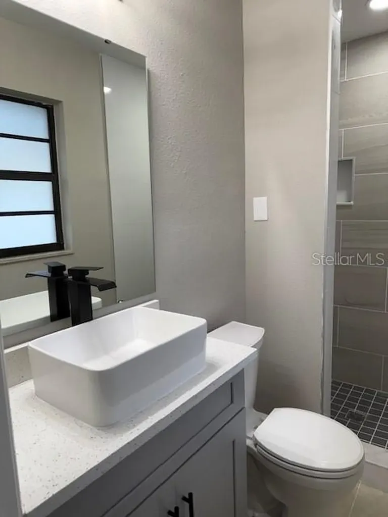 2071 Liston Court Orlando FL 32811