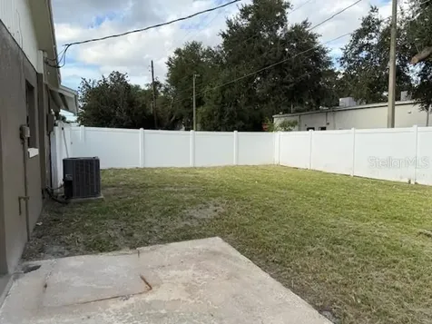 2071 Liston Court Orlando FL 32811