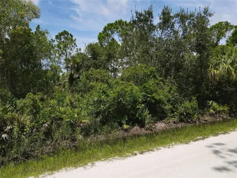 12301 Los Olas Drive Punta Gorda FL 33955