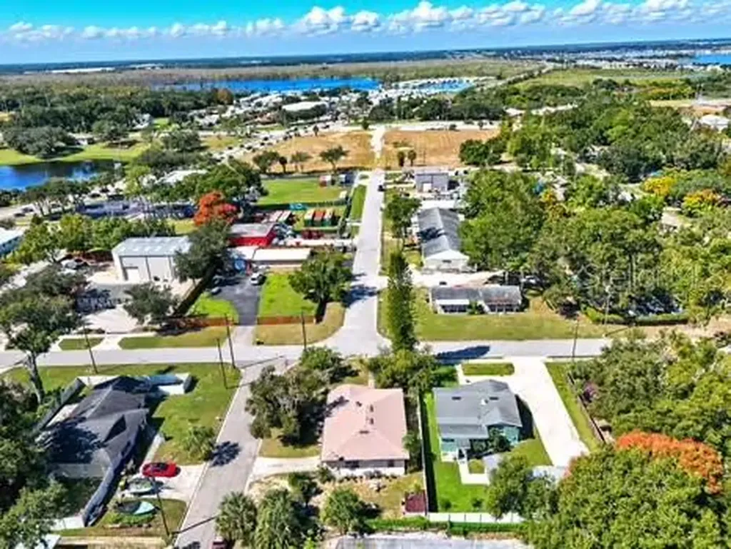 883 10th Street Clermont FL 34711