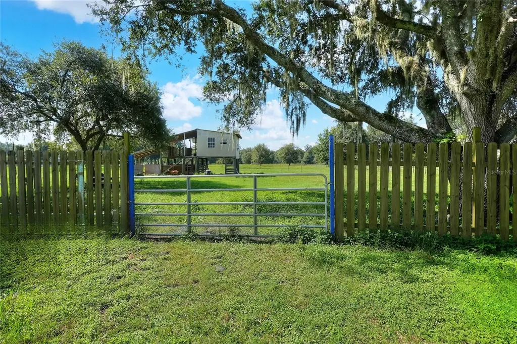 12552 Farmettes Road Lakeland FL 33809