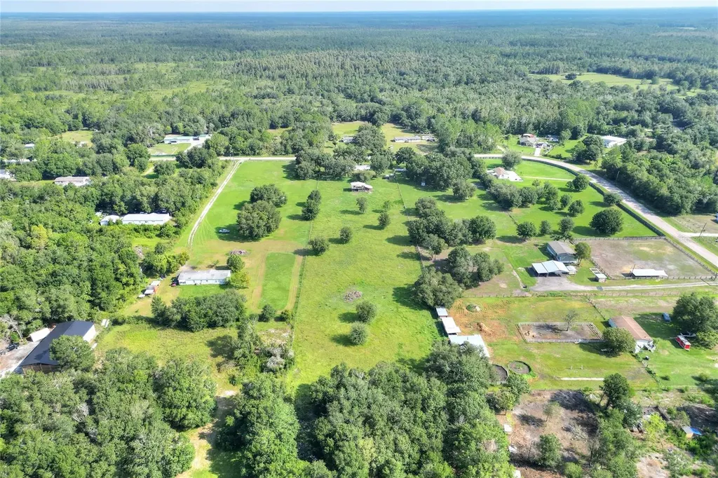 12552 Farmettes Road Lakeland FL 33809