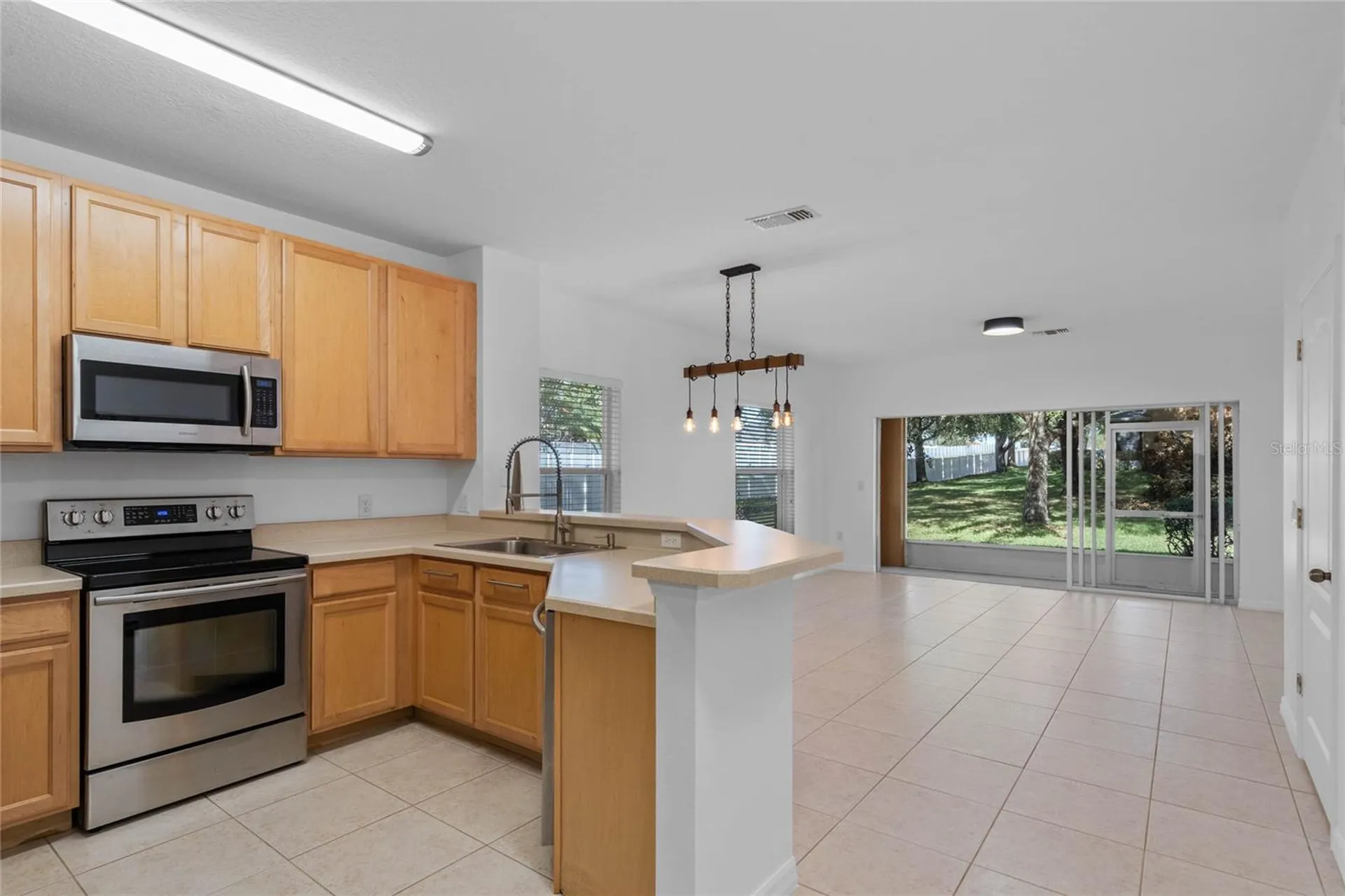 102 Chelsea Drive Davenport FL 33897