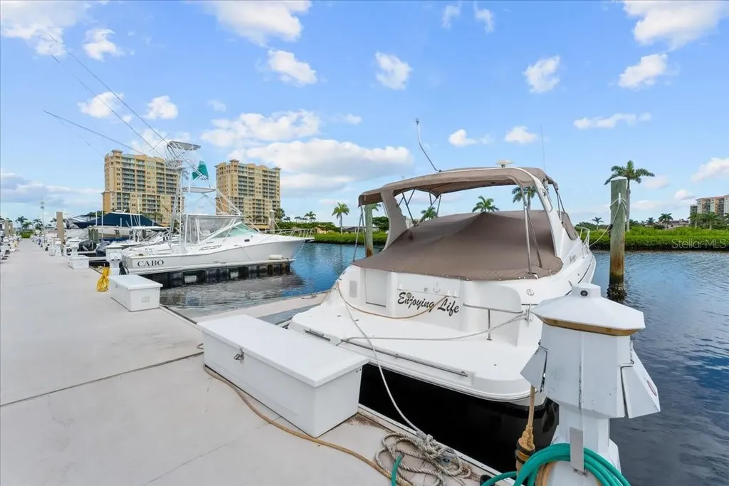 102 Riviera Dunes Way Palmetto FL 34221
