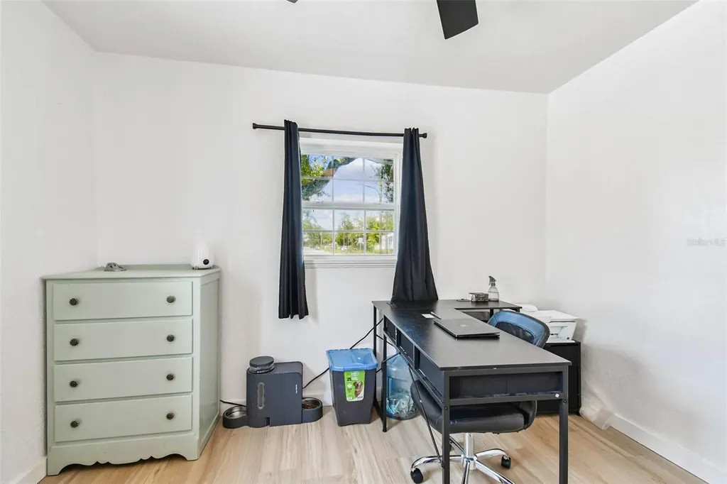 4728 9th Avenue N St Petersburg FL 33713