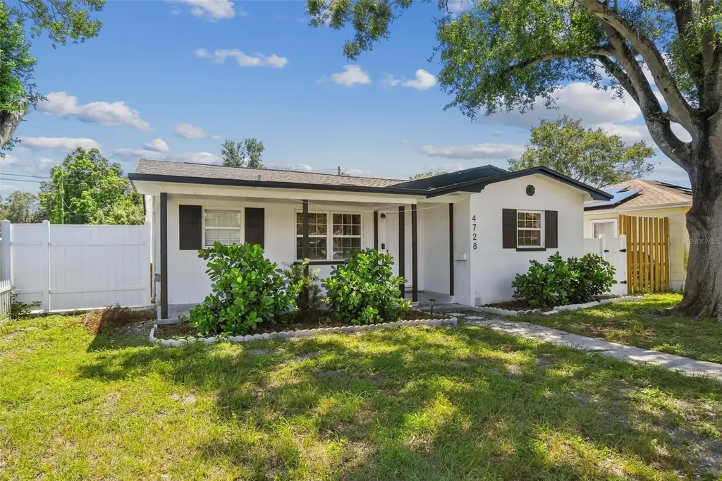 4728 9th Avenue N St Petersburg FL 33713