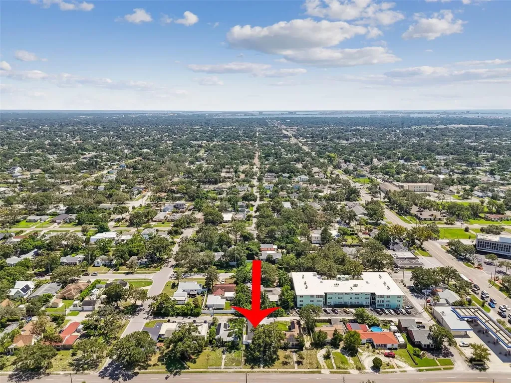 4728 9th Avenue N St Petersburg FL 33713