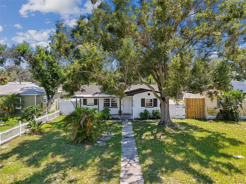 4728 9th Avenue N St Petersburg FL 33713