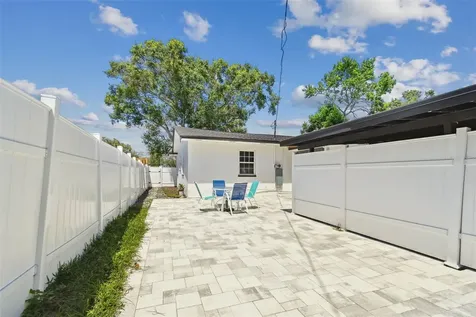 4728 9th Avenue N St Petersburg FL 33713