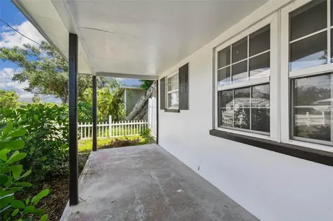 4728 9th Avenue N St Petersburg FL 33713