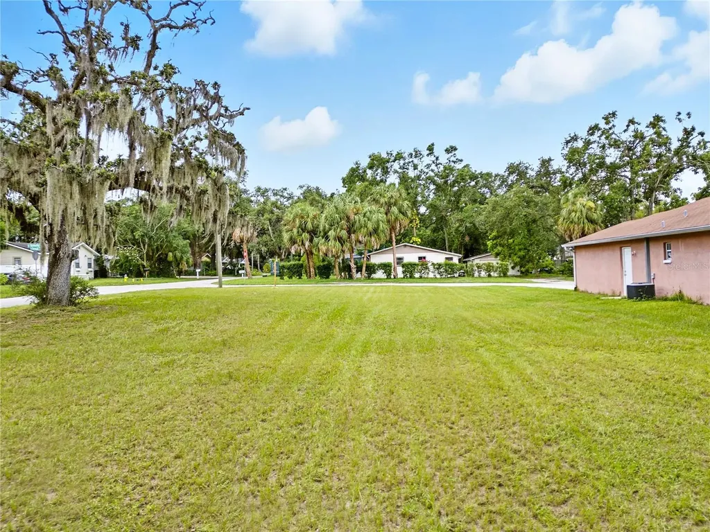 301 W Kentucky Avenue Tampa FL 33603
