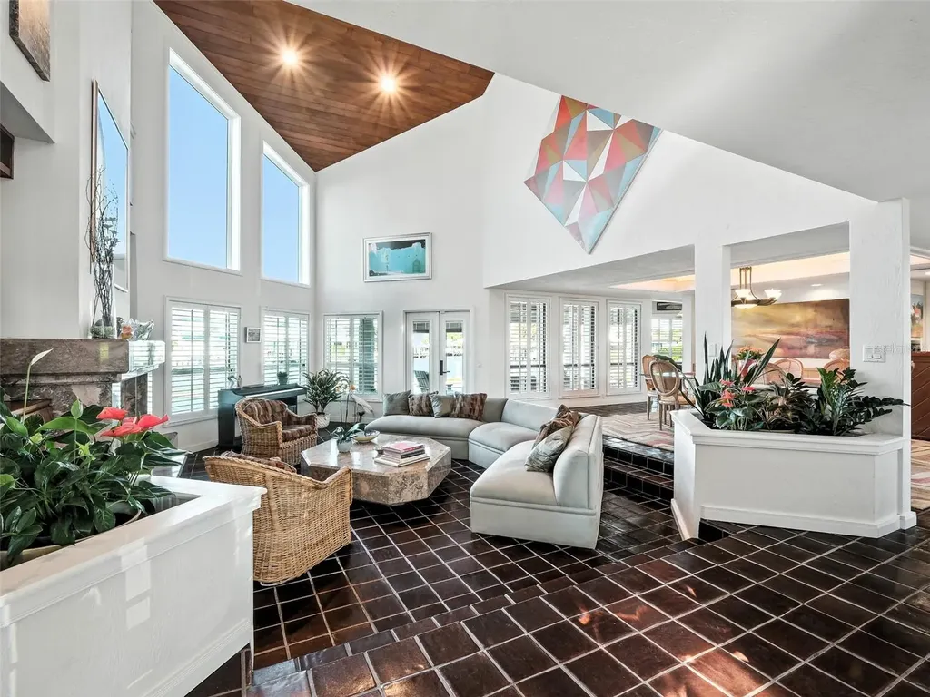 448 Quay Assisi New Smyrna Beach FL 32169