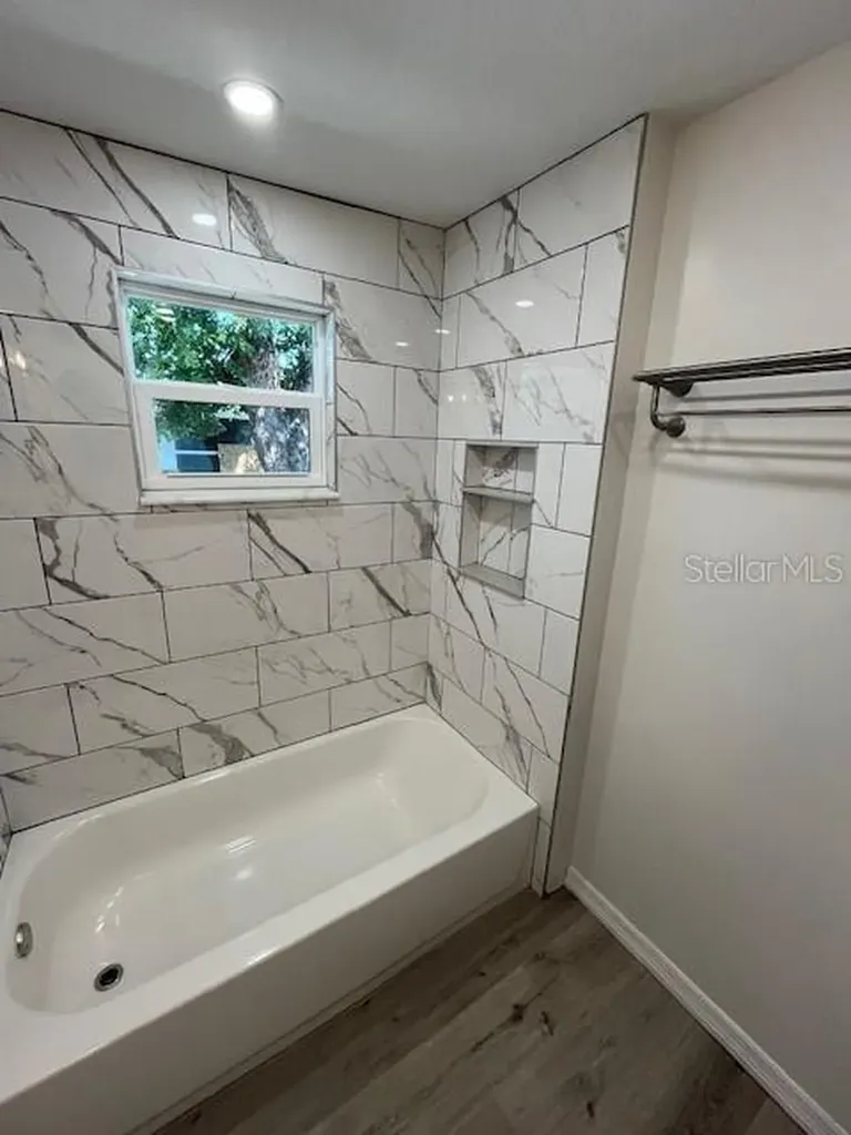 1574 Ewing Avenue Clearwater FL 33756