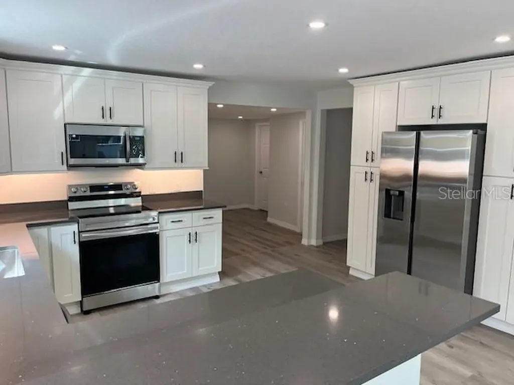 1574 Ewing Avenue Clearwater FL 33756