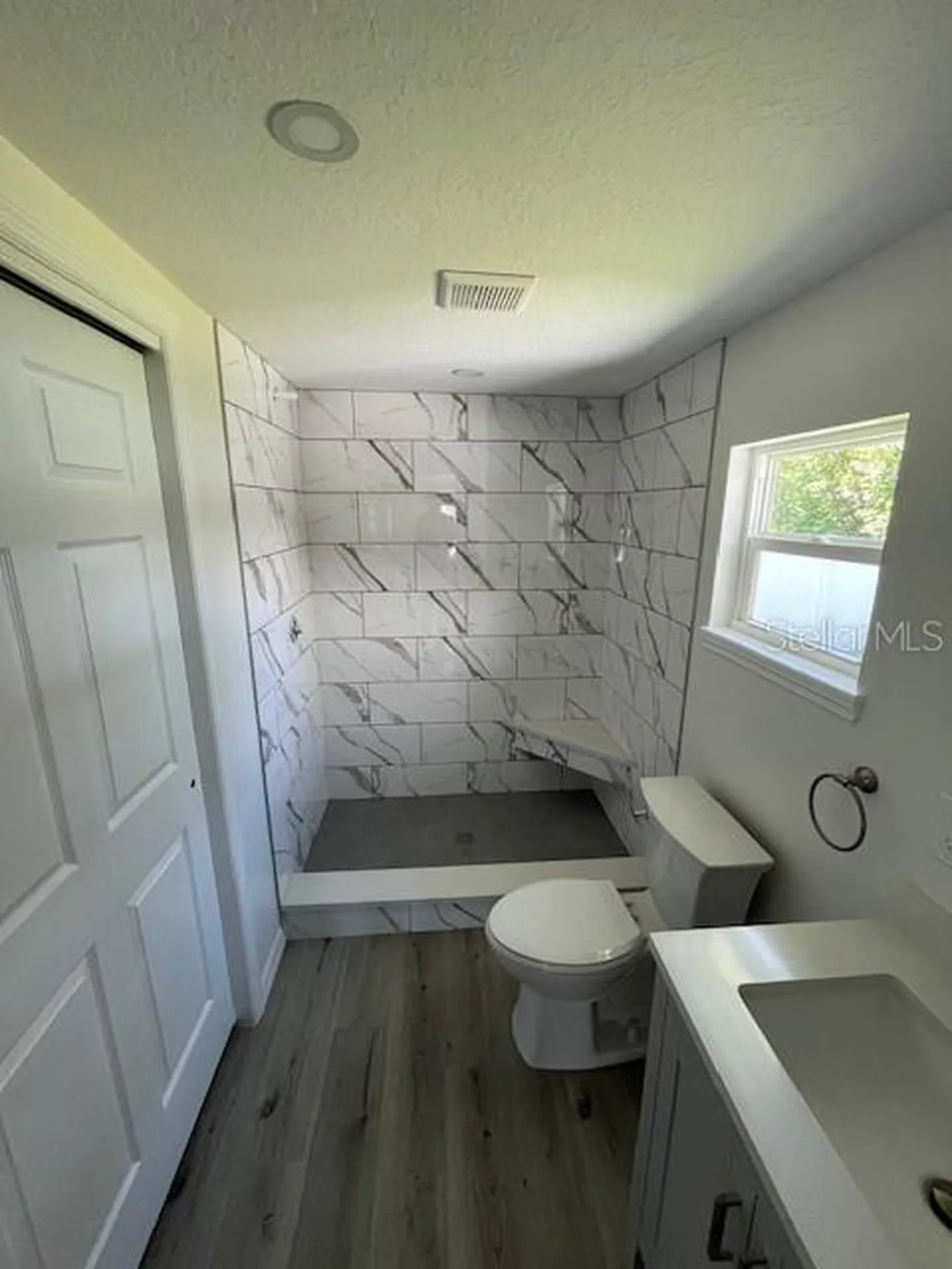 1574 Ewing Avenue Clearwater FL 33756