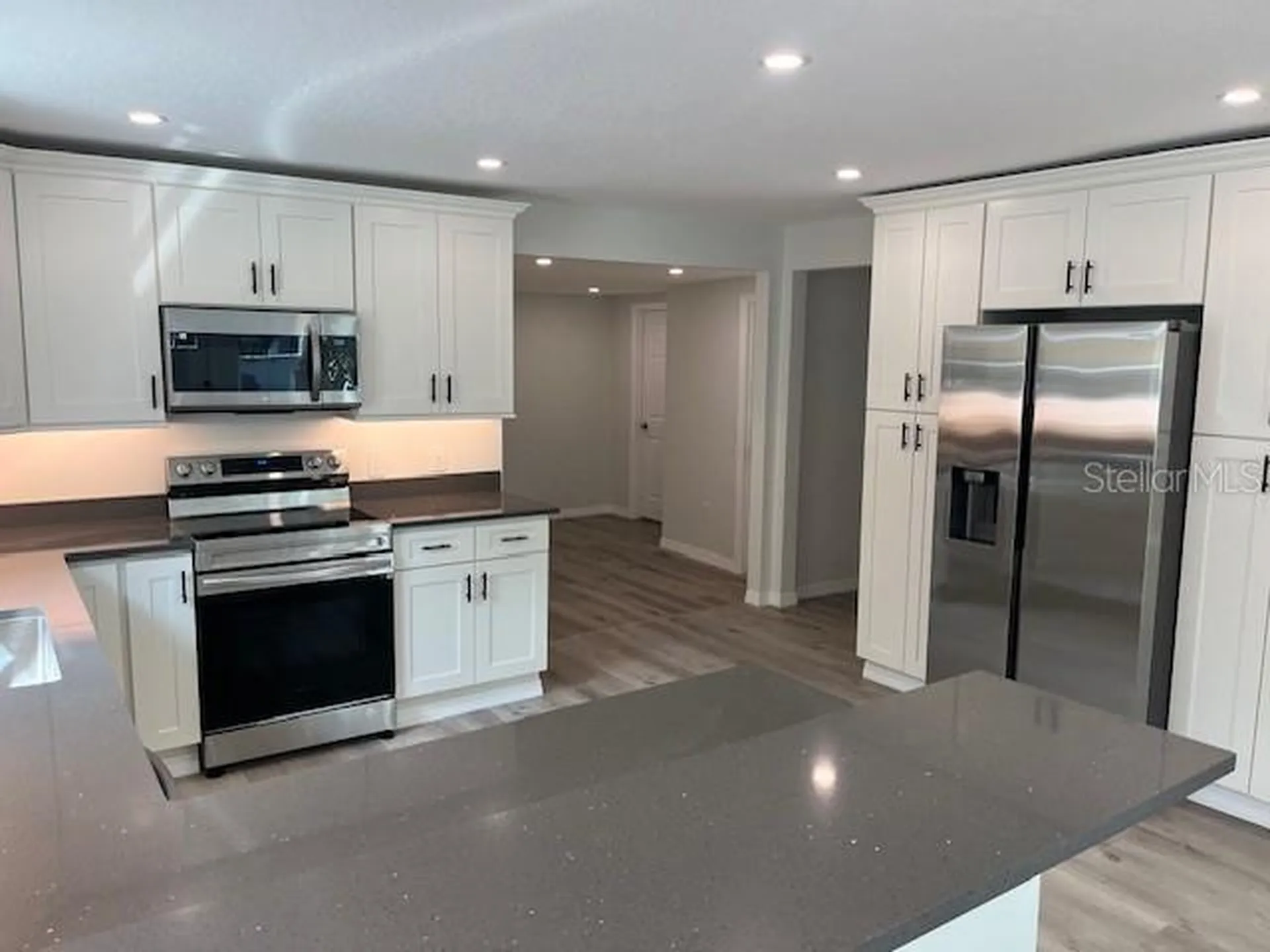 1574 Ewing Avenue Clearwater FL 33756