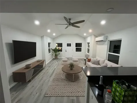 1574 Ewing Avenue Clearwater FL 33756