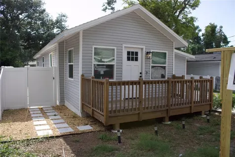 1574 Ewing Avenue Clearwater FL 33756