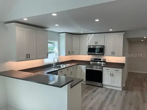 1574 Ewing Avenue Clearwater FL 33756