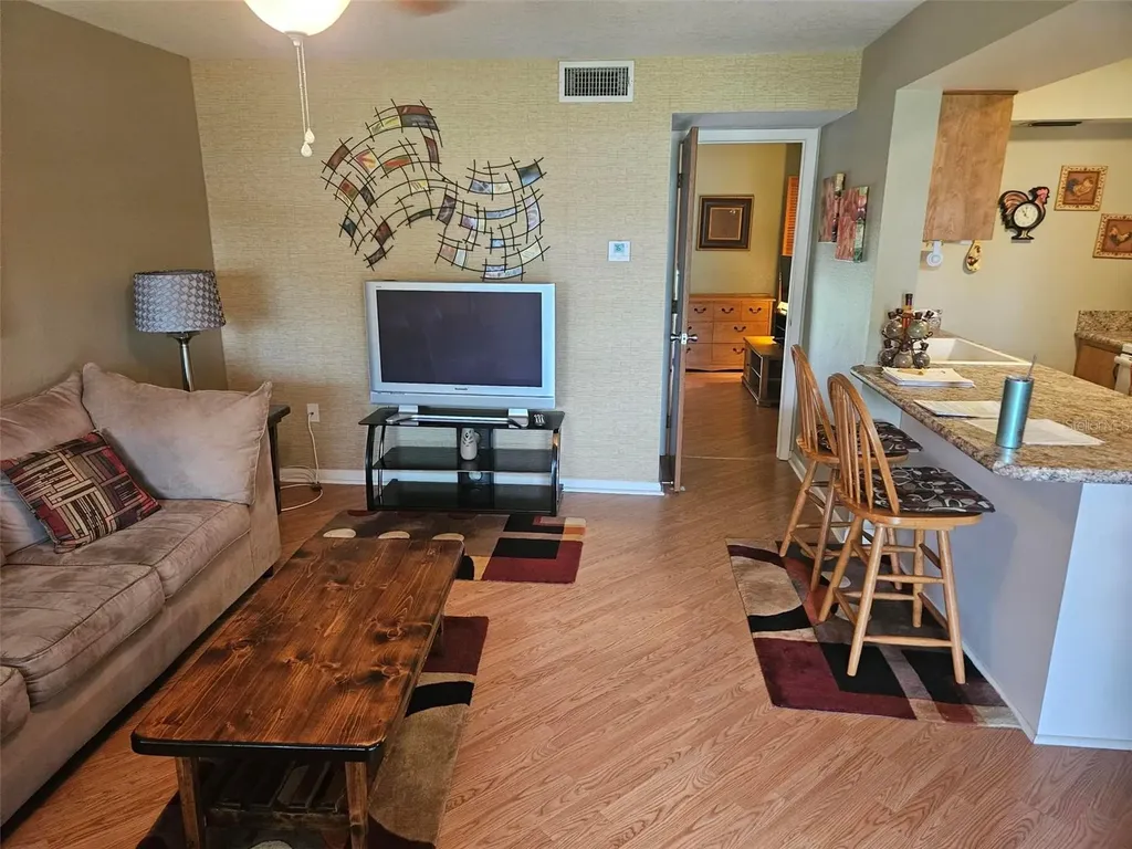 303 47th Avenue Dr W Bradenton FL 34207