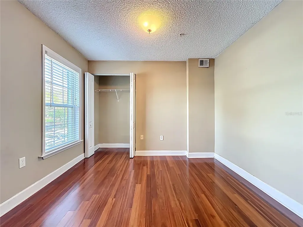 2065 Dixie Belle Drive Orlando FL 32812