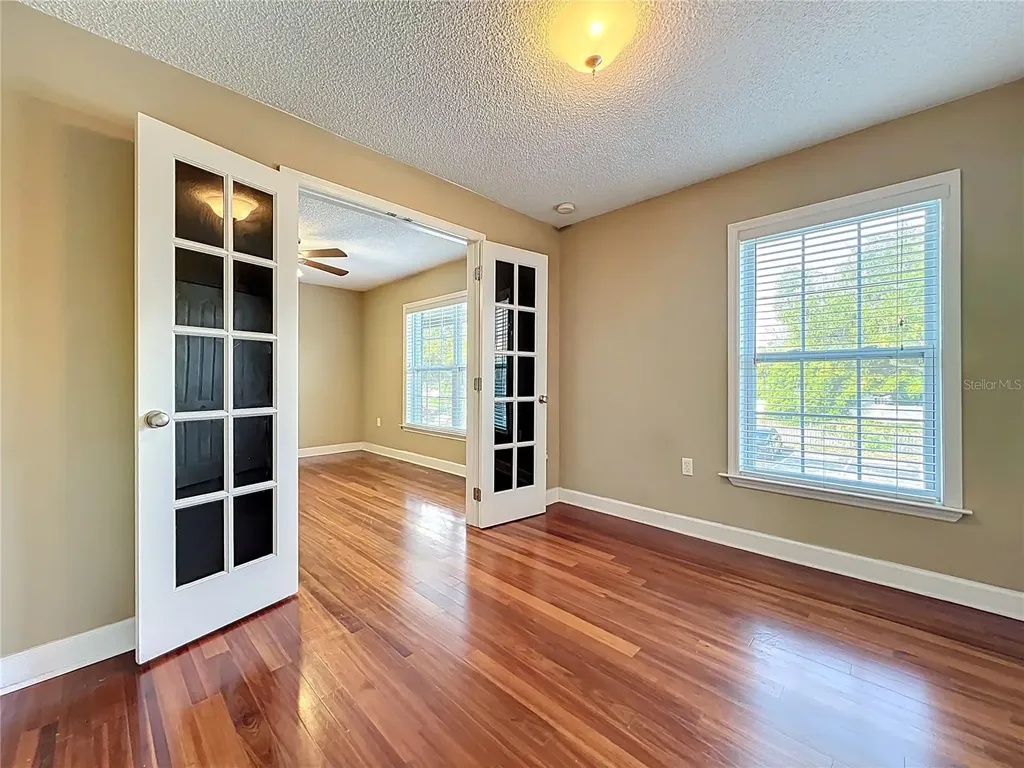 2065 Dixie Belle Drive Orlando FL 32812
