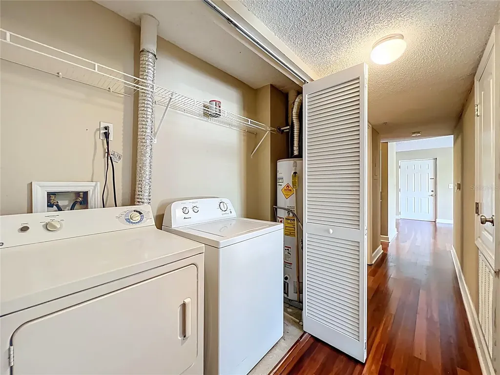 2065 Dixie Belle Drive Orlando FL 32812